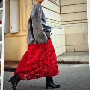 Commense Red Textured Maxi Skirt